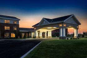 Primrose Retirement Community of Pleasant Prairie community exterior