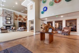StoneCreek of Littleton Assisted Living and Memory Care indoor common area