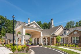 The Retreat at Decatur community exterior