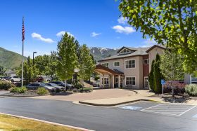 Photo of Mountain Ridge