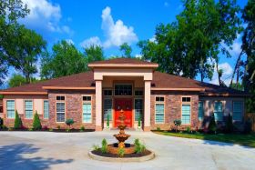 Photo of Dan House